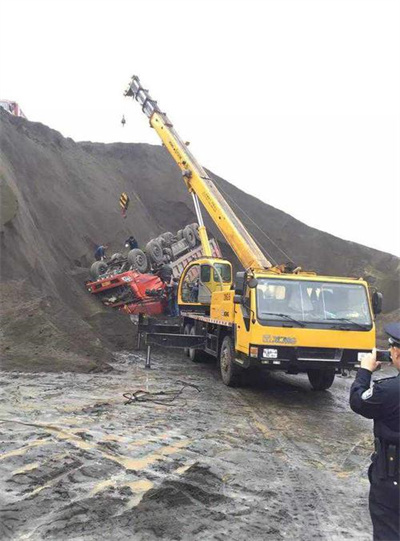 子洲上犹道路救援